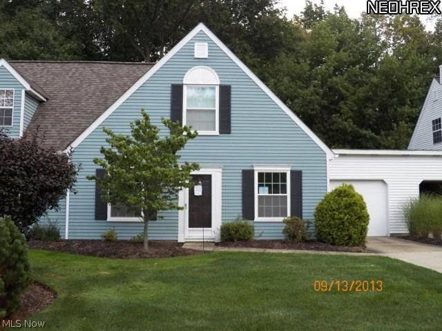 Property Photo:  2238 Heather Lane 19E  OH 44087 