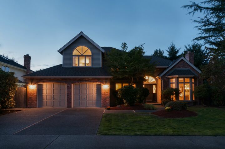 Property Photo: 14572 NE 58th Street WA 98007