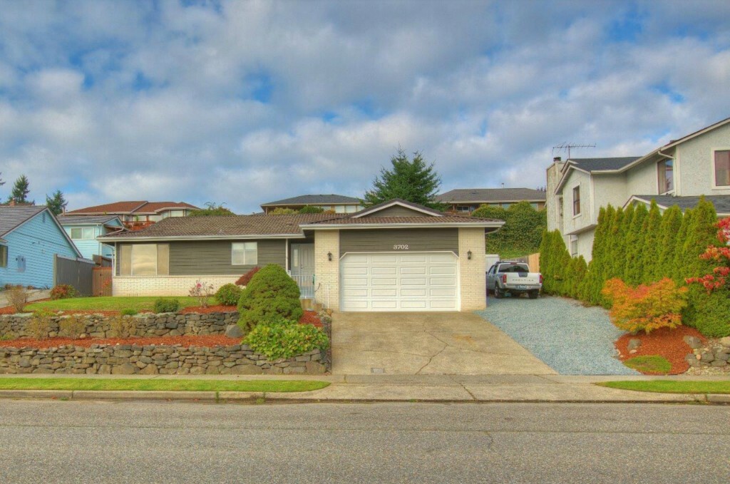 Property Photo:  3702 Nassau Ave NE  WA 98422 