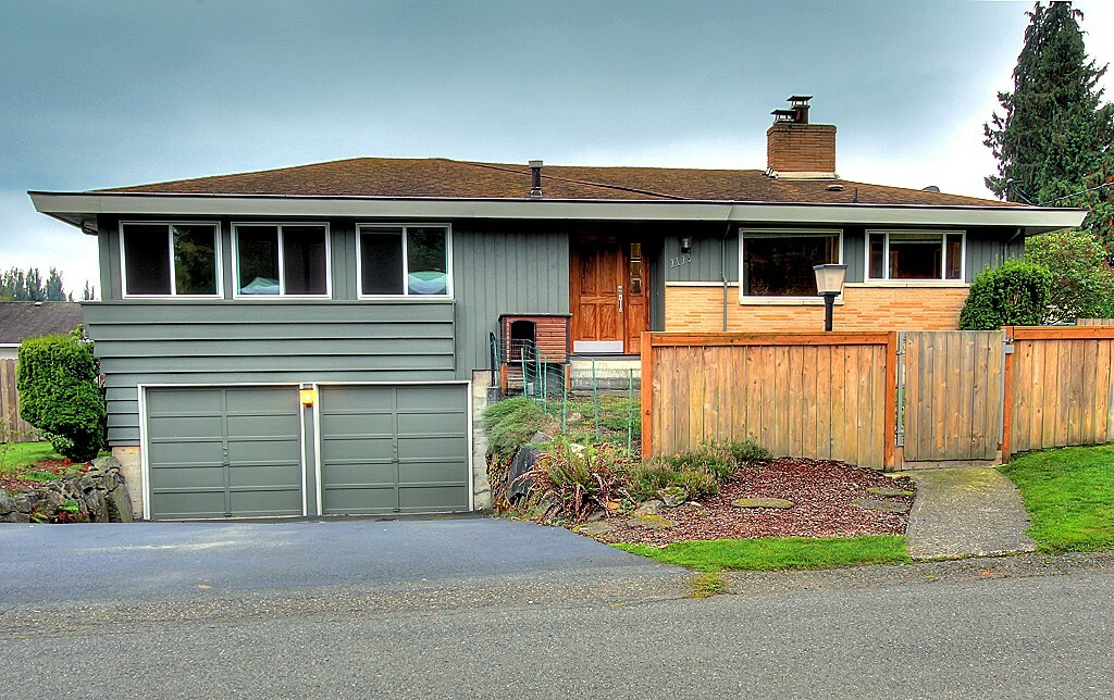 Property Photo:  2123 N 156th Place  WA 98133 