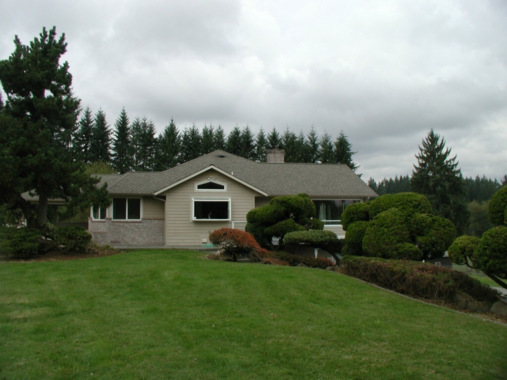 Property Photo:  5125 246th St NE  WA 98223 