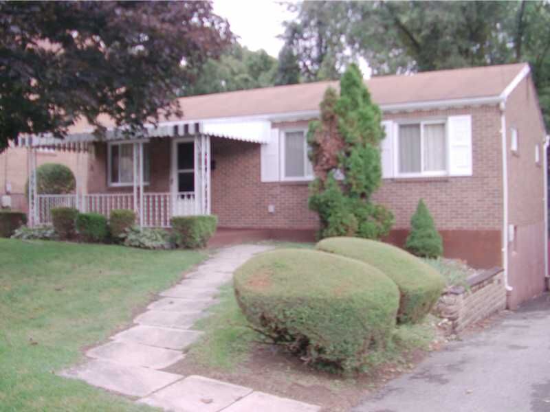 Property Photo: 440 Guylyn Dr PA 15235