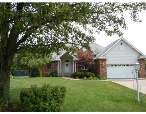 Property Photo: 905 Lodgepole PA 15126