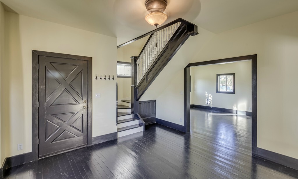 Property Photo: 27223 103rd Dr NW WA 98292