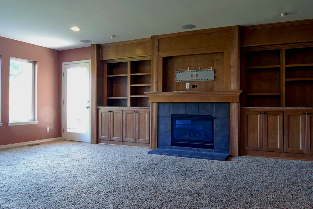 Property Photo: 360 10th Place SE WA 98045