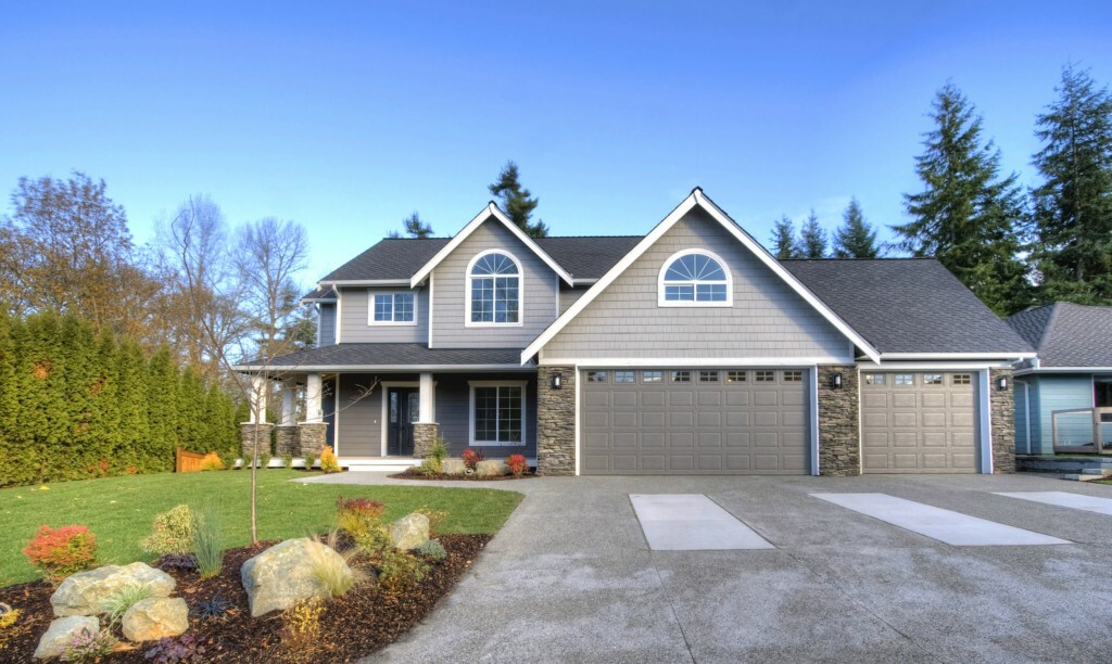 Property Photo:  812 E Pacificview Dr  WA 98229 