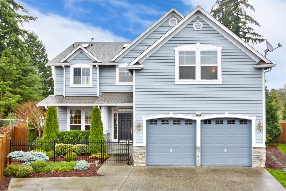 Property Photo:  3721 211th Place SE  WA 98021 