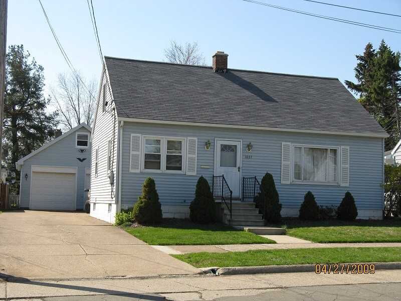 Property Photo: 1037 W 33rd Street PA 16508