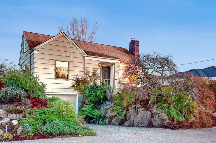 Property Photo: 7510 31st Ave NW WA 98117