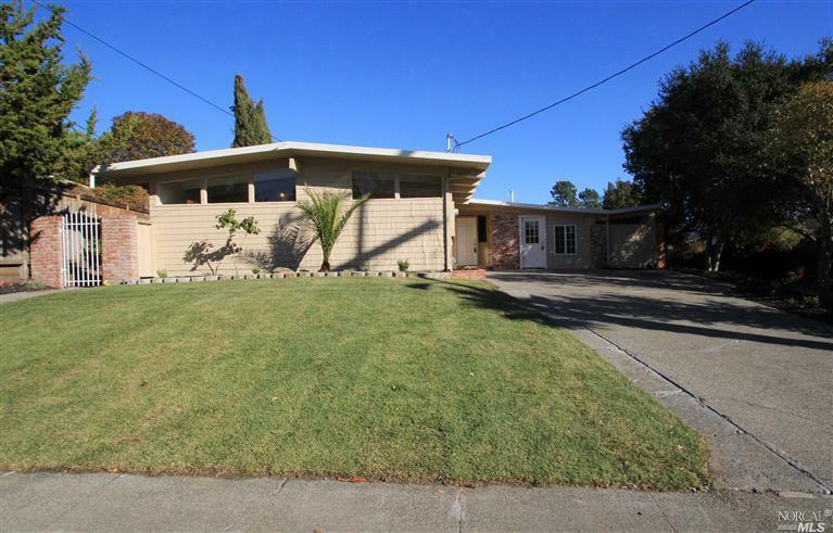 Property Photo:  556 Whitewood Drive  CA 94903 