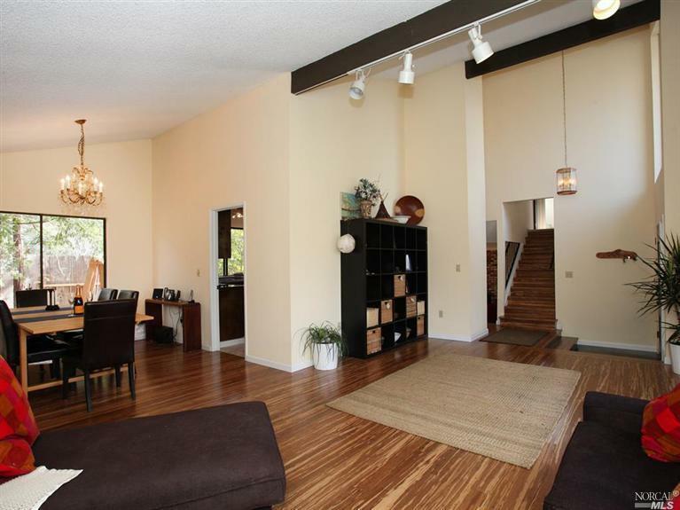 Property Photo:  49 Andreas Circle  CA 94945 