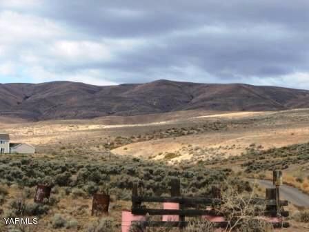 Property Photo: Nna Wild Vista Rd WA 98942