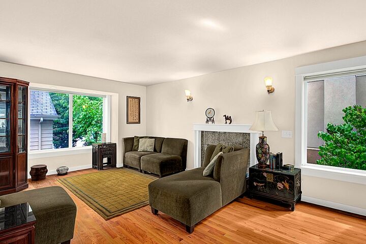 Property Photo: 4751 41st Ave NE A WA 98105