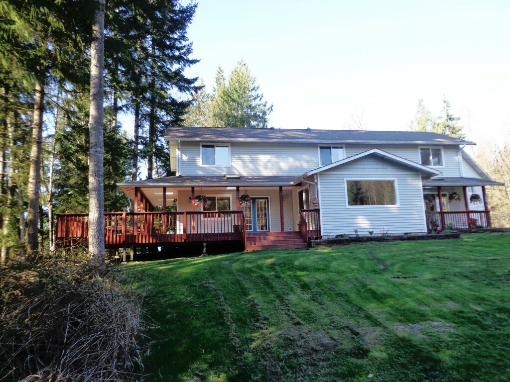 Property Photo: 18515 43rd St NE WA 98290
