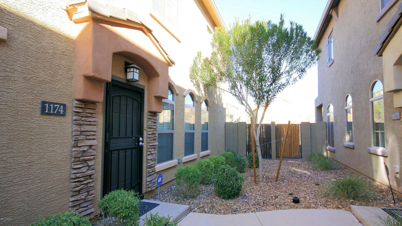 Property Photo:  1350 S Greenfield Road 1174  AZ 85206 