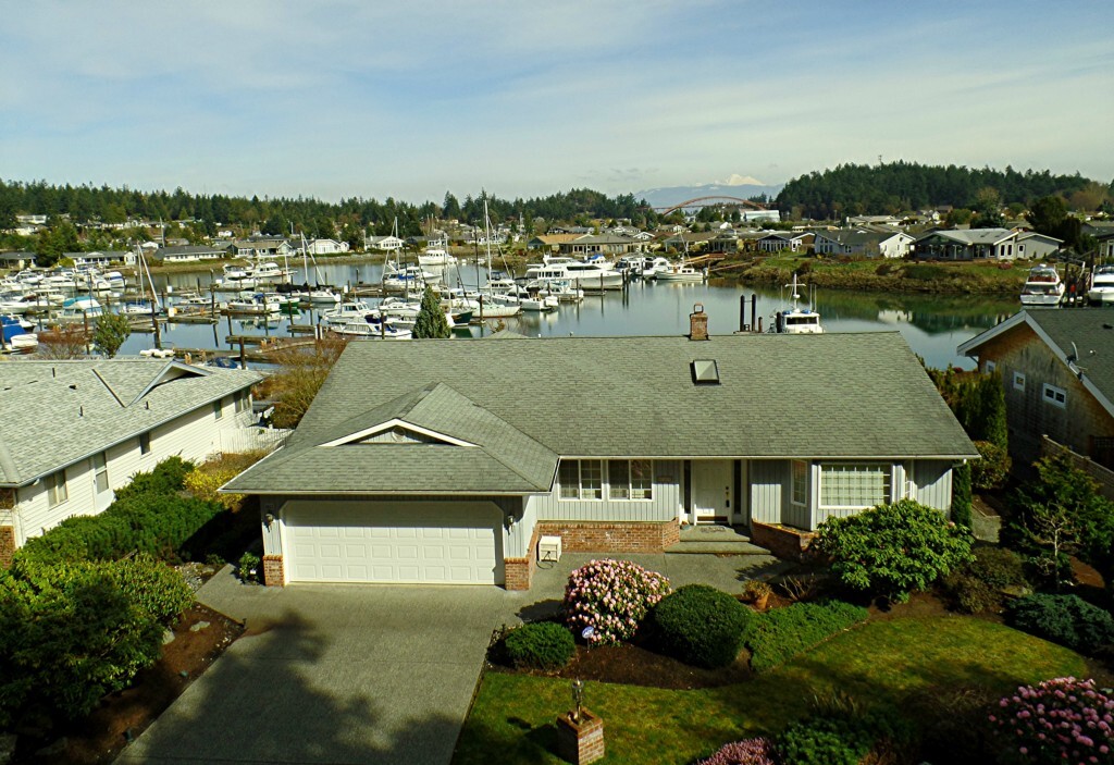 Property Photo: 883 Shoshone Dr WA 98257
