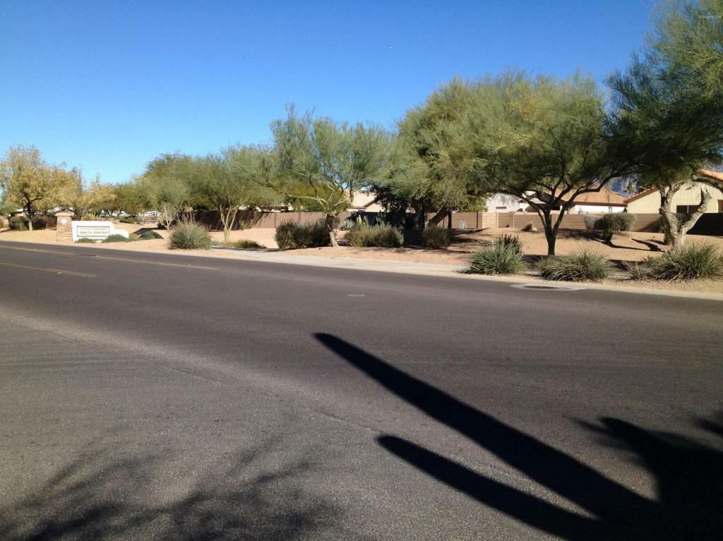 Property Photo:  533 W Sierra Vista Drive  AZ 85120 