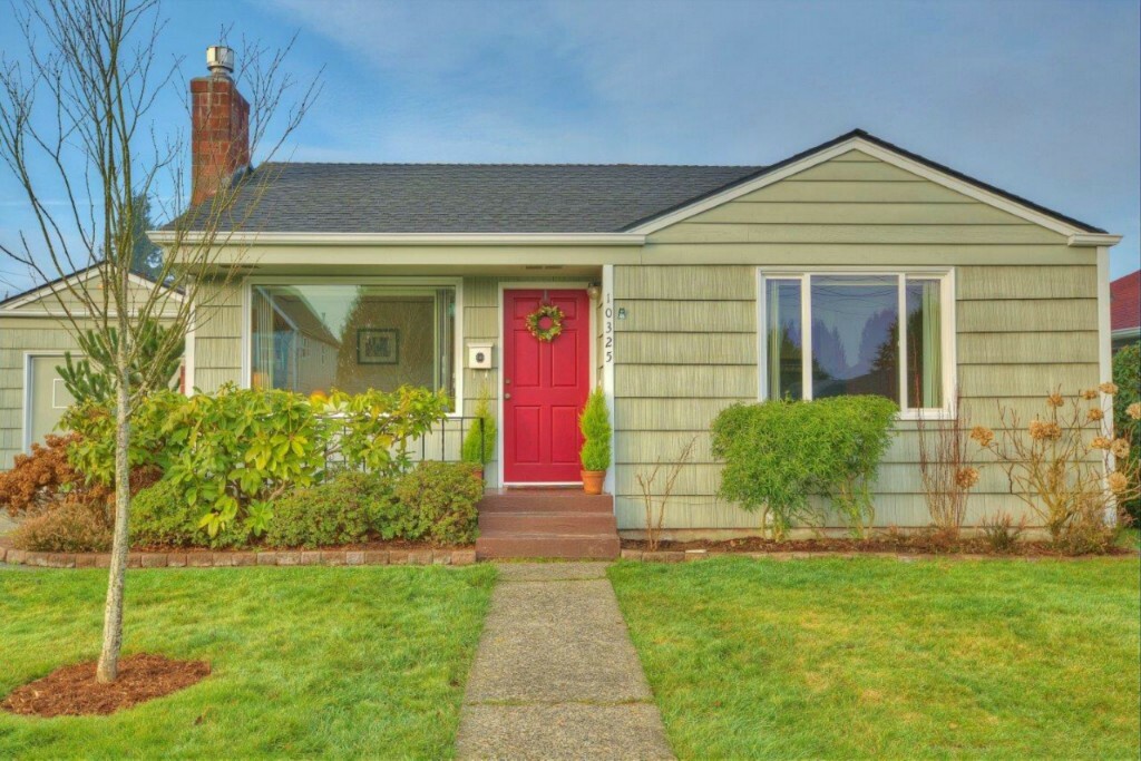 Property Photo: 10325 13th Ave NW WA 98177