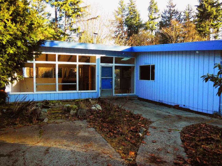 Property Photo:  23405 78th Ave W  WA 98026 