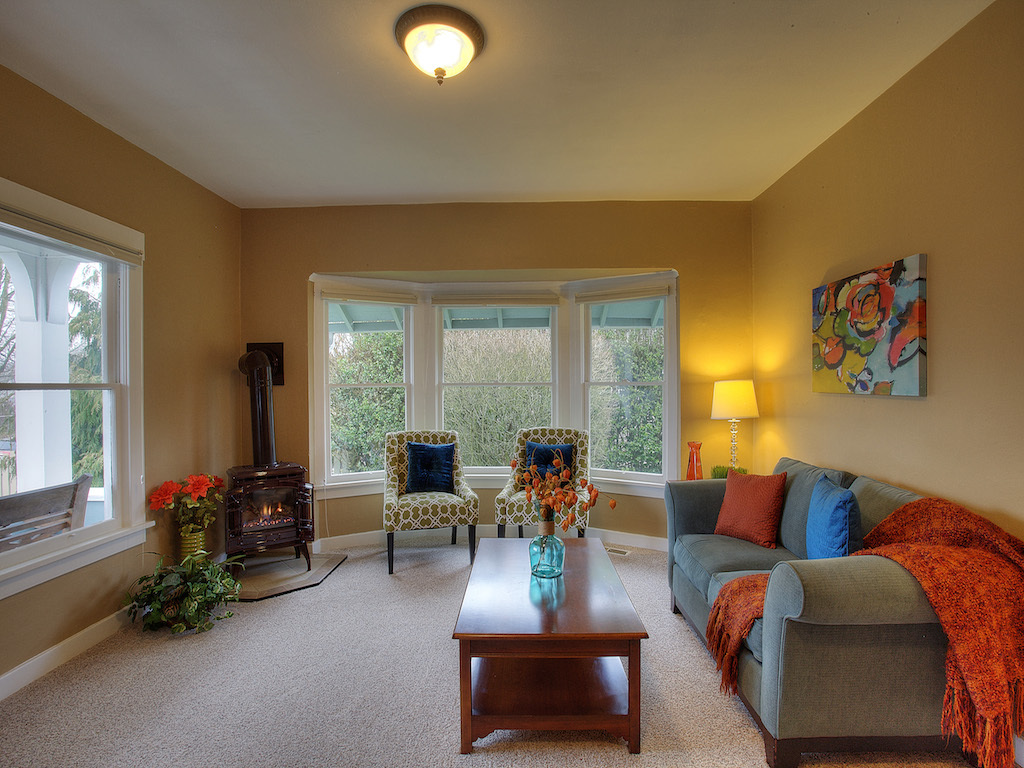 Property Photo: 4326 S J St WA 98418