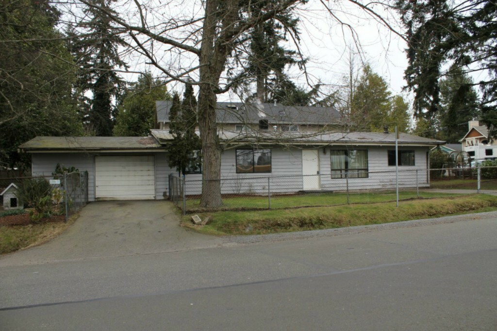 Property Photo:  13503 Densmore Ave N  WA 98133 