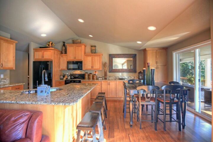 Property Photo: 774 Upper Valley Way WA 98282