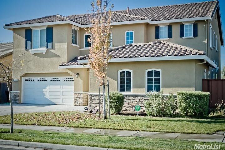 Property Photo:  522 Criolla Ct  CA 95361 