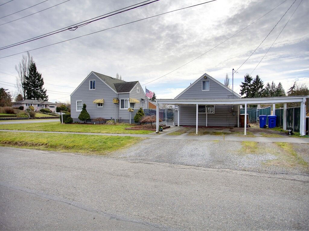 Property Photo: 3502 S Alaska WA 98418
