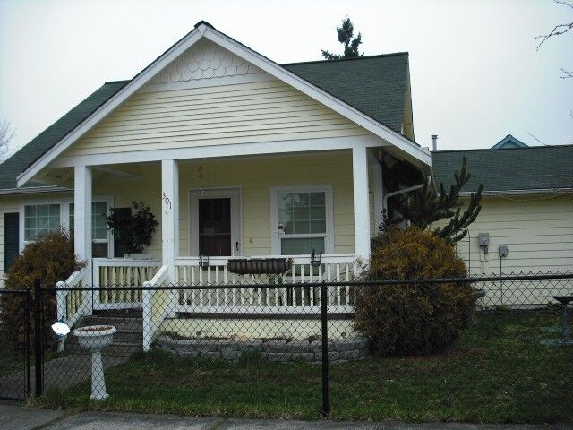 Property Photo:  301 Solberg Street NW  WA 98597 