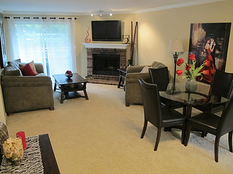 Property Photo: 10014 NE 127th Place A-102 WA 98034