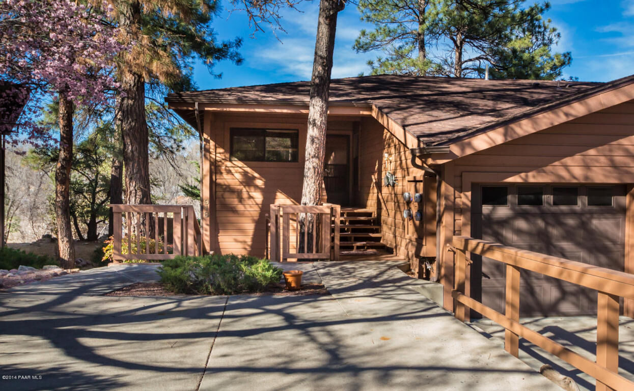 Property Photo: 918 Old Stage AZ 86303