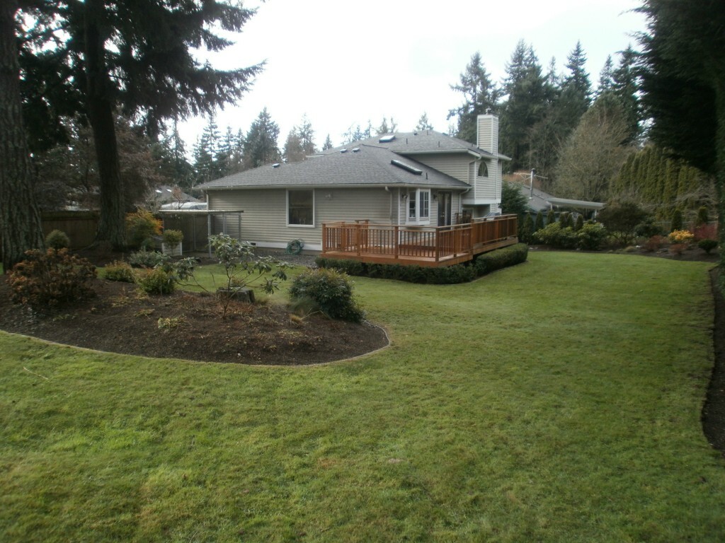 Property Photo:  1409 174th Place SW  WA 98037 