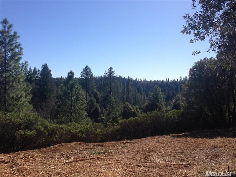 Property Photo: 720 Hawthorne Rd CA 95713