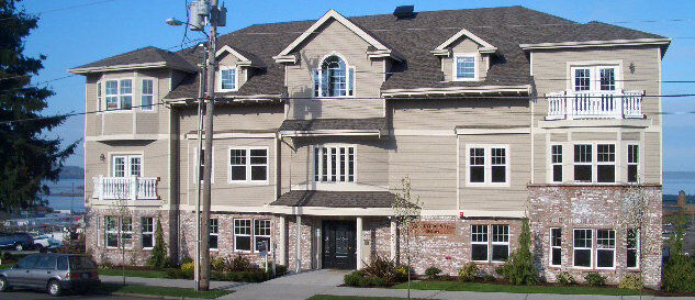 Property Photo:  2030 Grand Avenue 6  WA 98201 