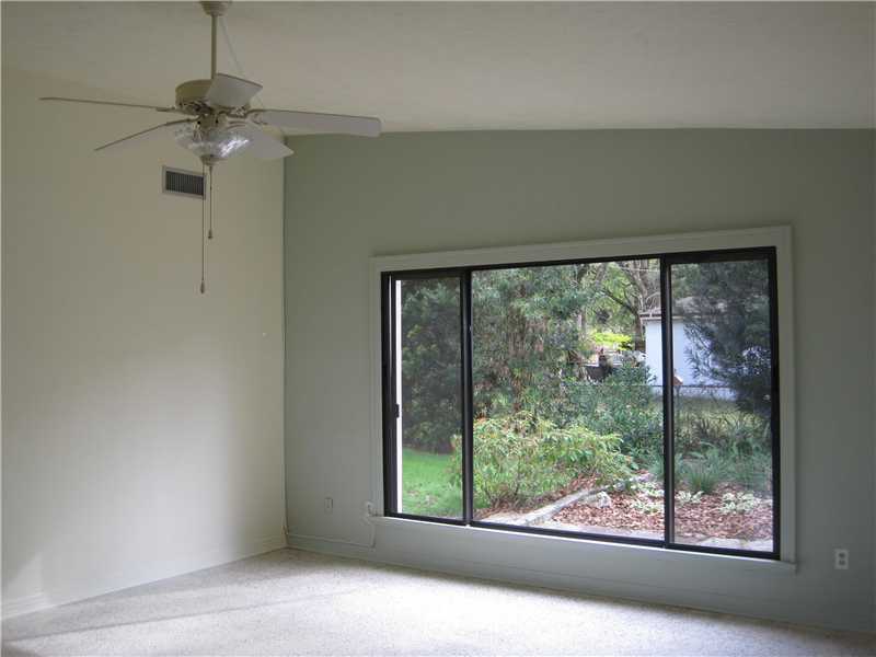 Property Photo:  809 E River Drive  FL 33617 