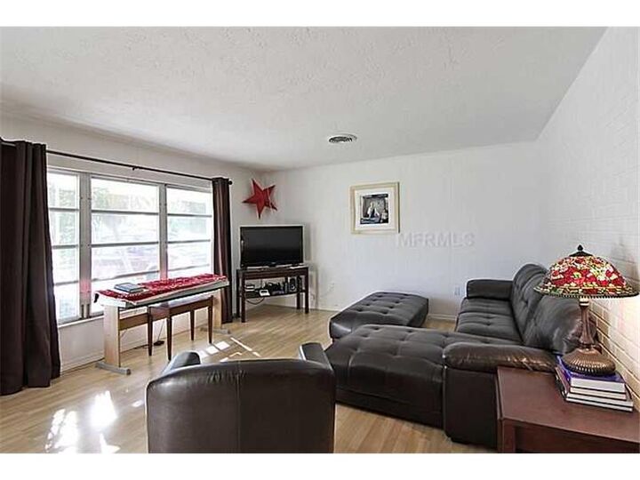 Property Photo: 3714 Meyer Place FL 34239