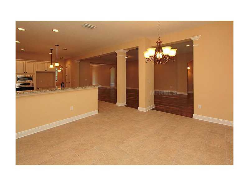 Property Photo:  5213 W Cleveland Street  FL 33609 