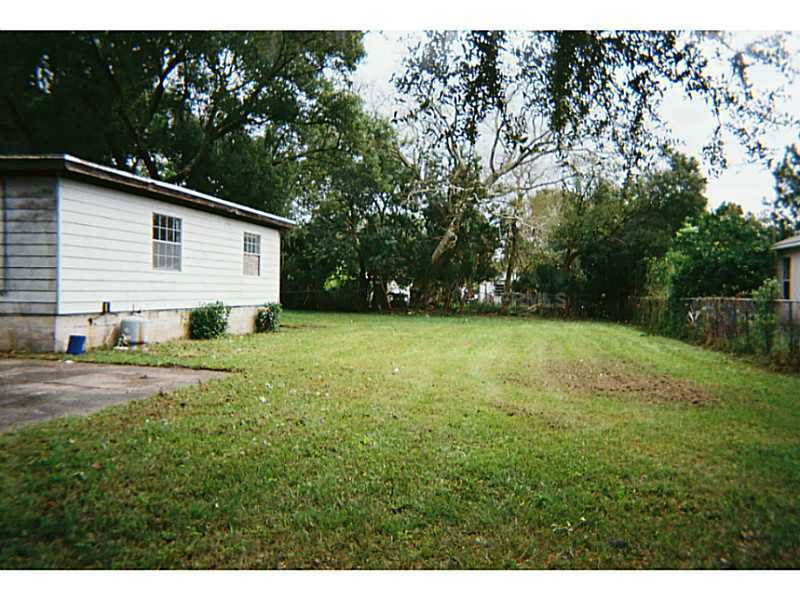 Property Photo:  318 13th Avenue  FL 34761 