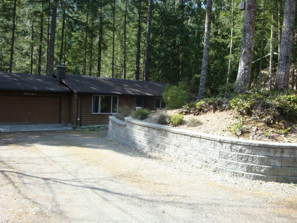 Property Photo:  42767 SE 172nd  Place  WA 98045 