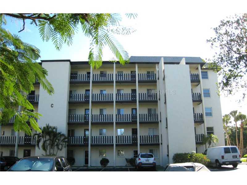 Property Photo: 4051 Lake Bayshore Drive C-210 FL 34205