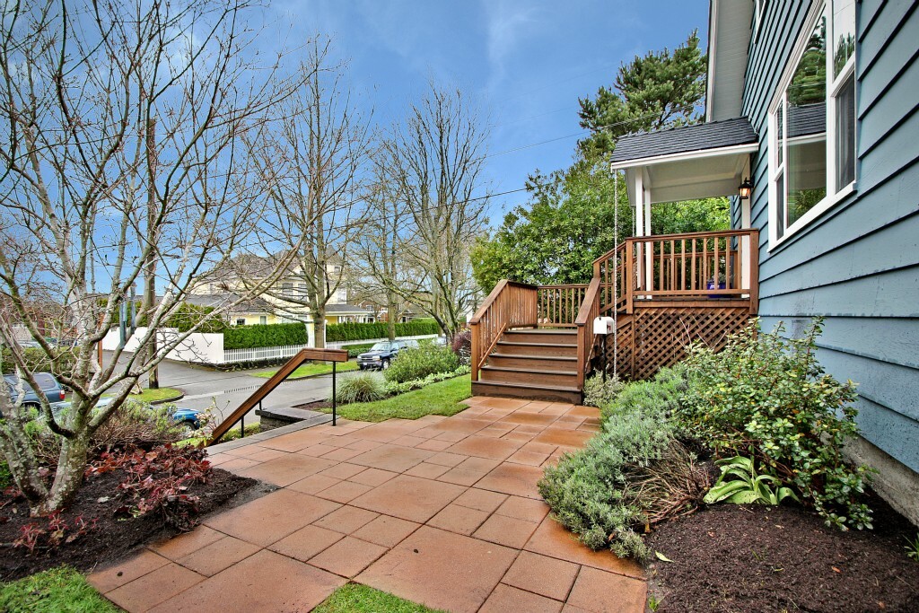 Property Photo:  6108 Corliss Ave N  WA 98103 