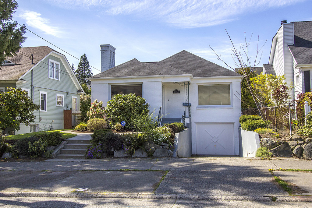 Property Photo: 7751 32nd Ave NW WA 98117
