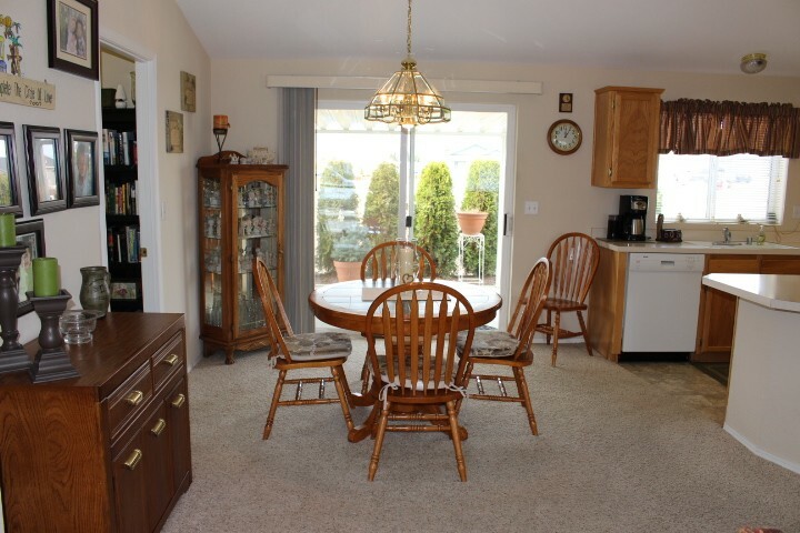 Property Photo: 525 NE Monterey Dr WA 98802