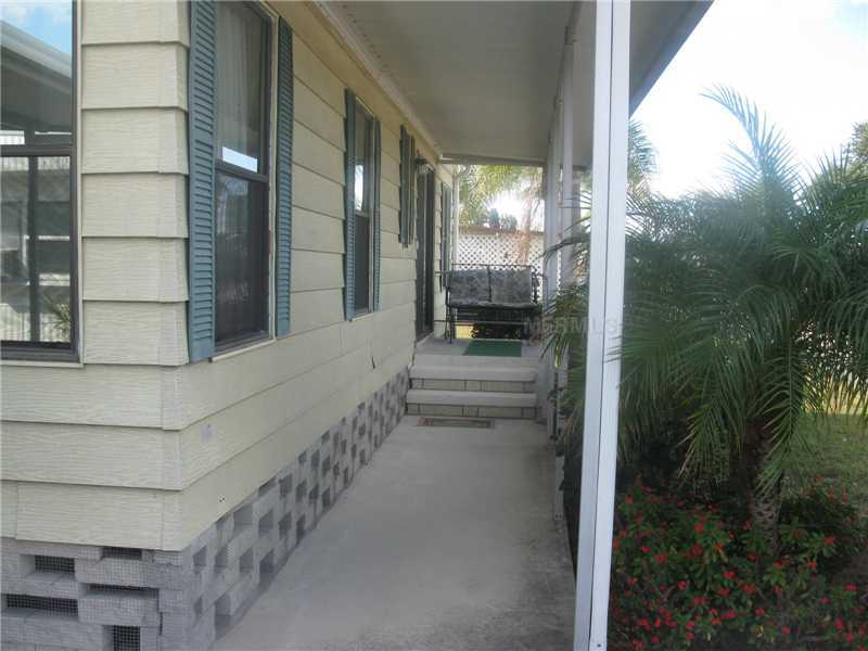 Property Photo: 4505 10th Street Court E FL 34222