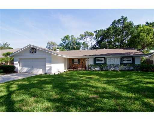 Property Photo:  2221 Gillis Court  FL 32751 