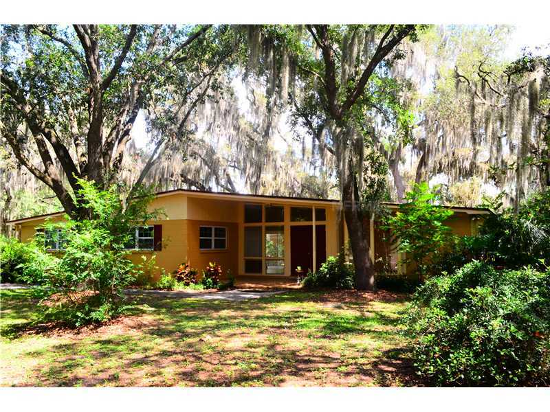 Property Photo:  720 E Carter Road  FL 33813 