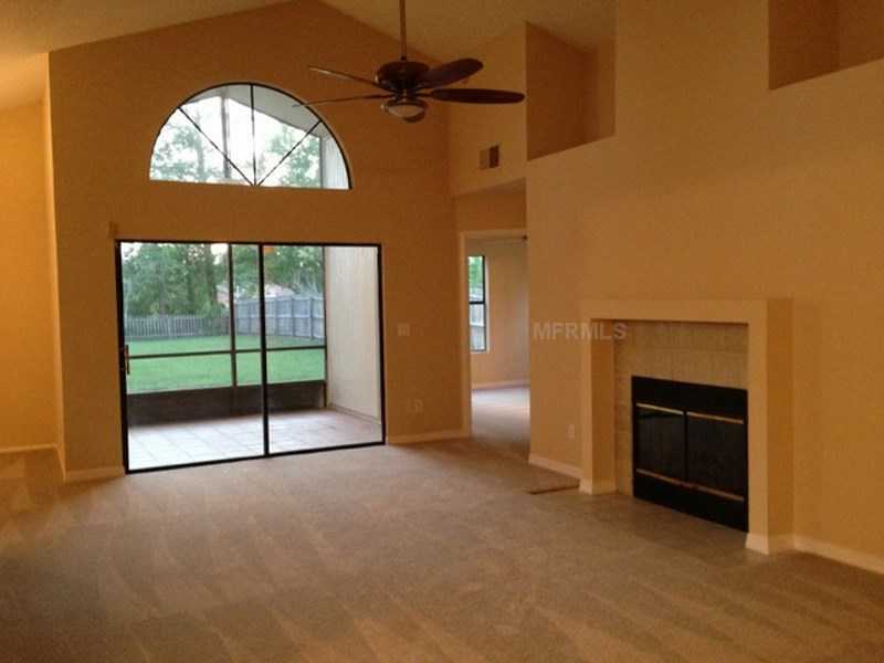 Property Photo:  116 Lakeside Circle  FL 32773 