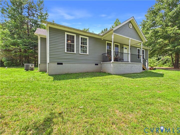 Property Photo: 25 Dogwood Lane VA 23040