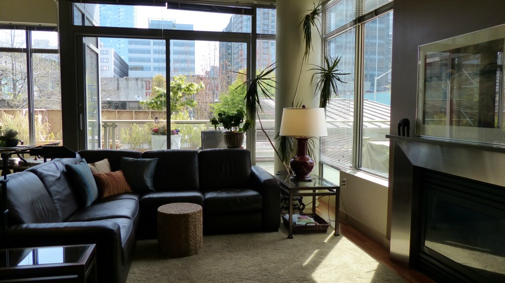 Property Photo: 900 Lenora St W200 WA 98121