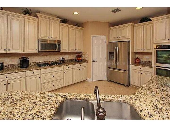 Property Photo:  11710 Lake Dagny Court  FL 33626 